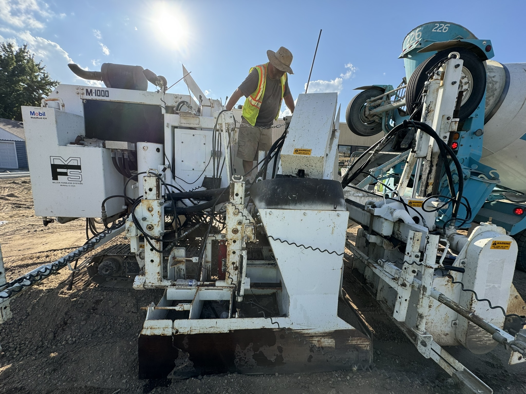 Meidl - Curb Machine - Curb services